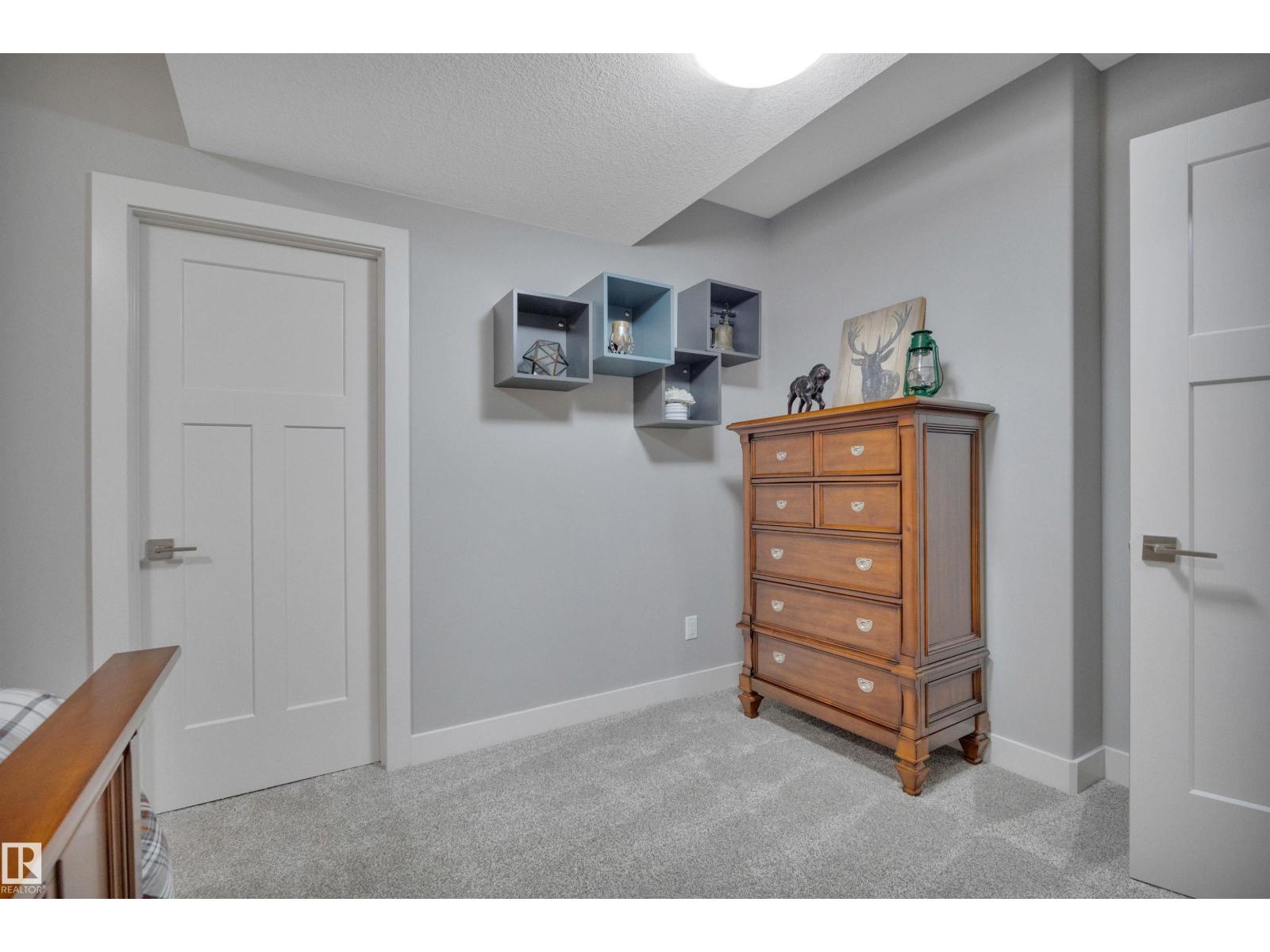 17 DILLWORTH CR — photo 52
