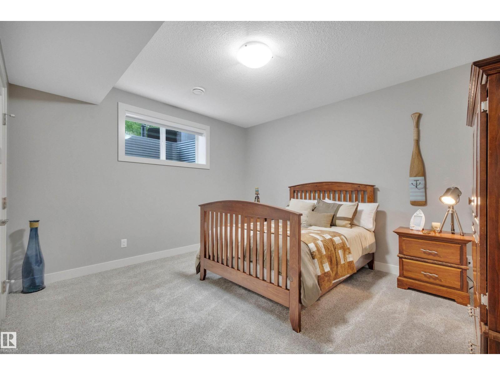17 DILLWORTH CR — photo 47