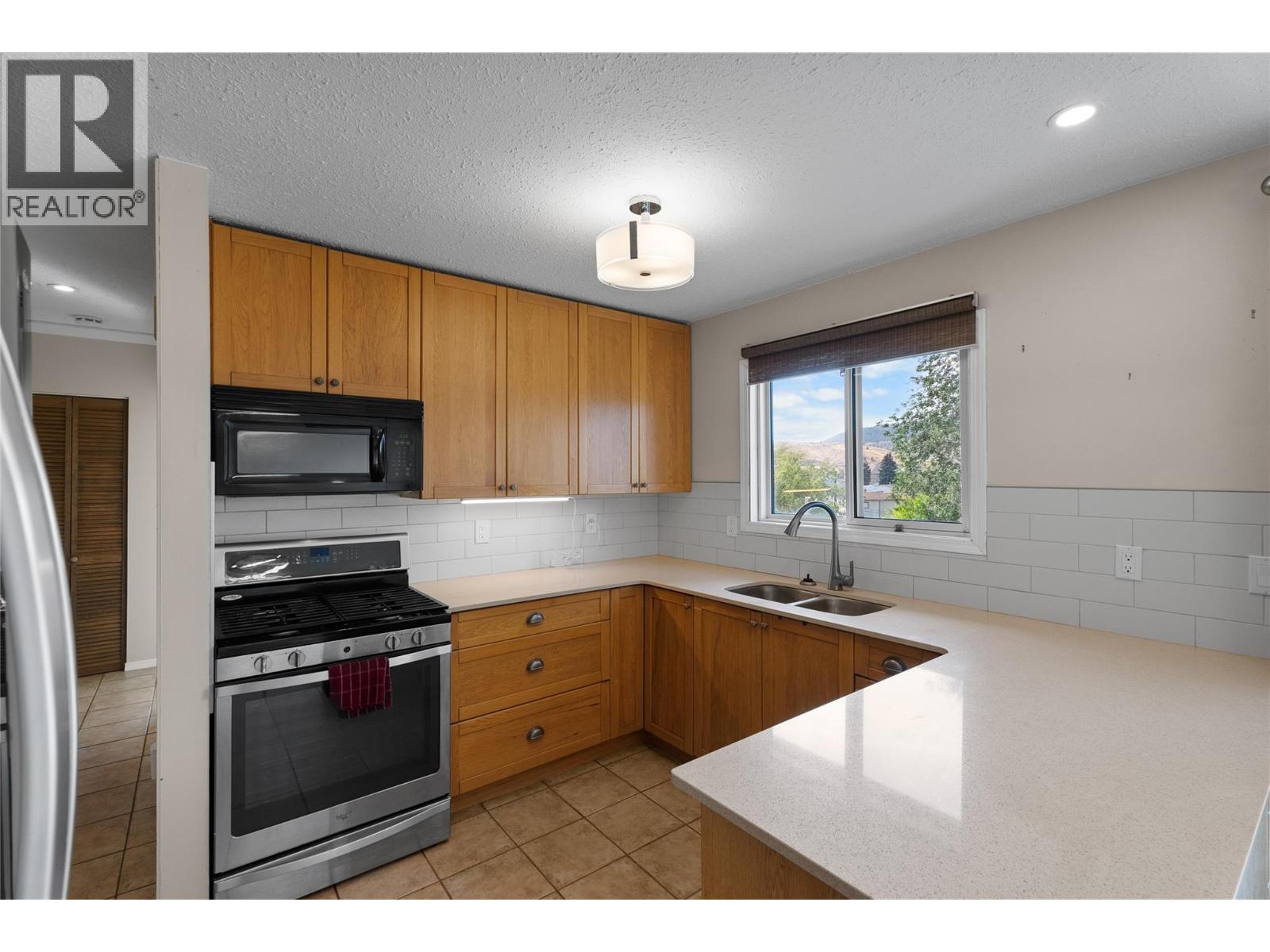 1799 Armstrong Street - Image 20