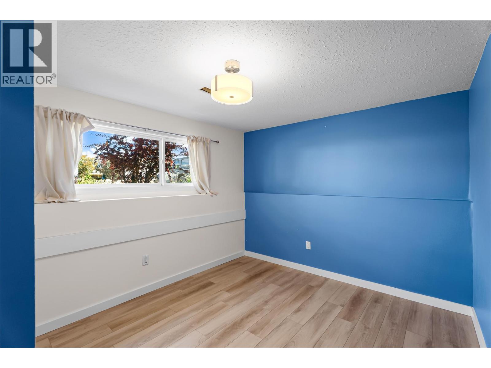1799 Armstrong Street - Image 36