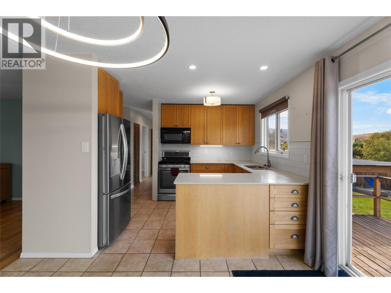 1799 Armstrong Street - 17