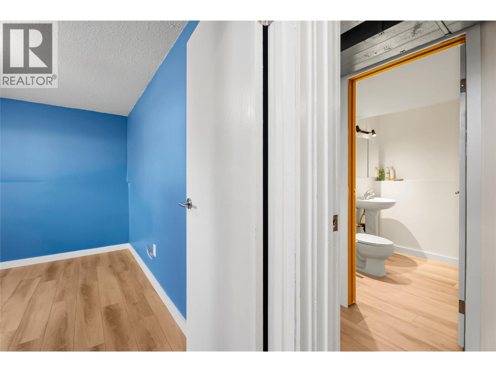 1799 Armstrong Street - Image 35