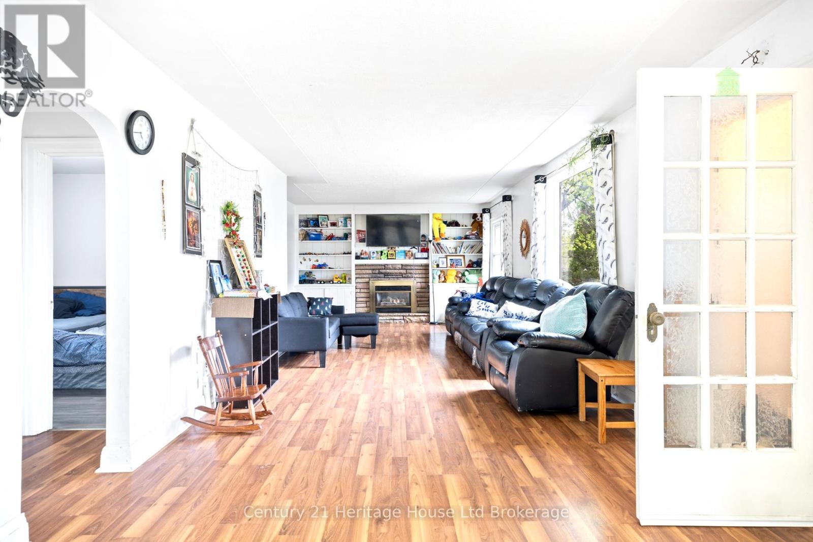 31 WETHERED STREET - 9