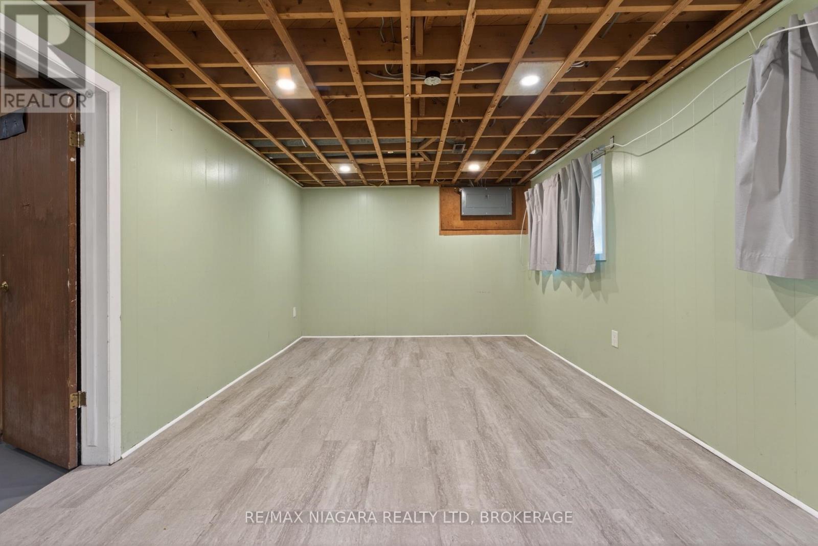 414 BUNTING ROAD - 32