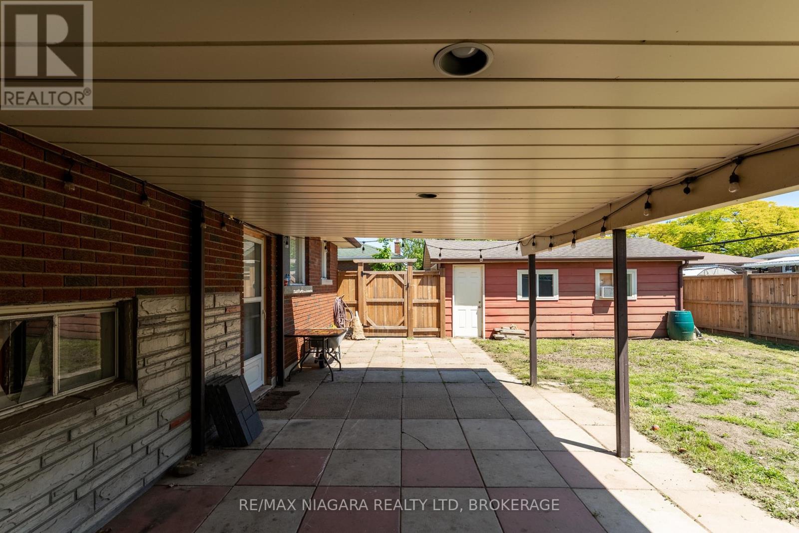 414 BUNTING ROAD - 41