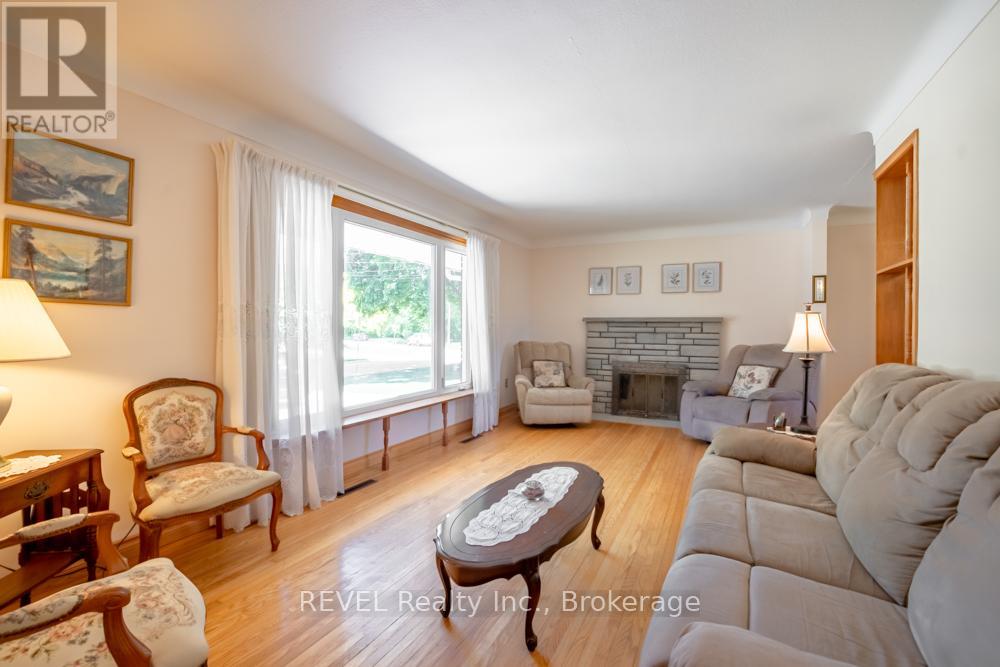 20 GLENCAIRN DRIVE - 5
