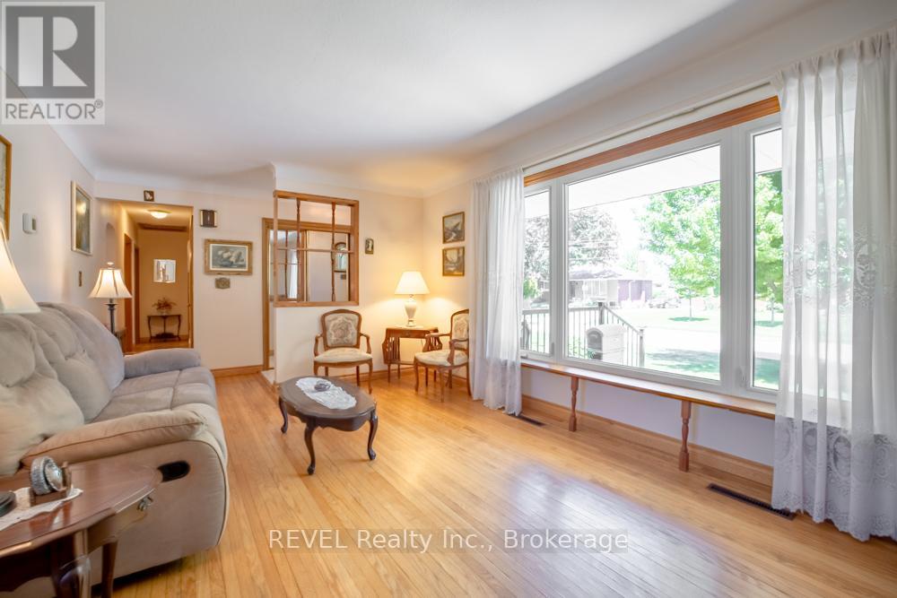 20 GLENCAIRN DRIVE - 9