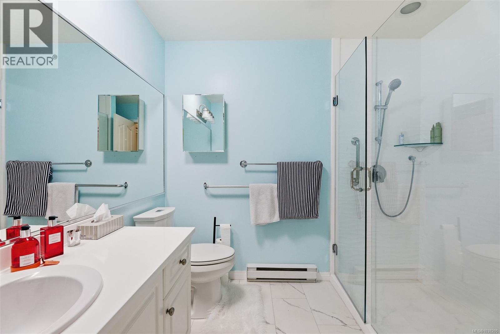 3 118 Aldersmith Place, View Royal