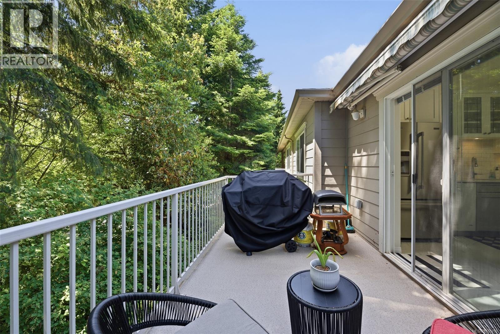 3 118 Aldersmith Place, View Royal
