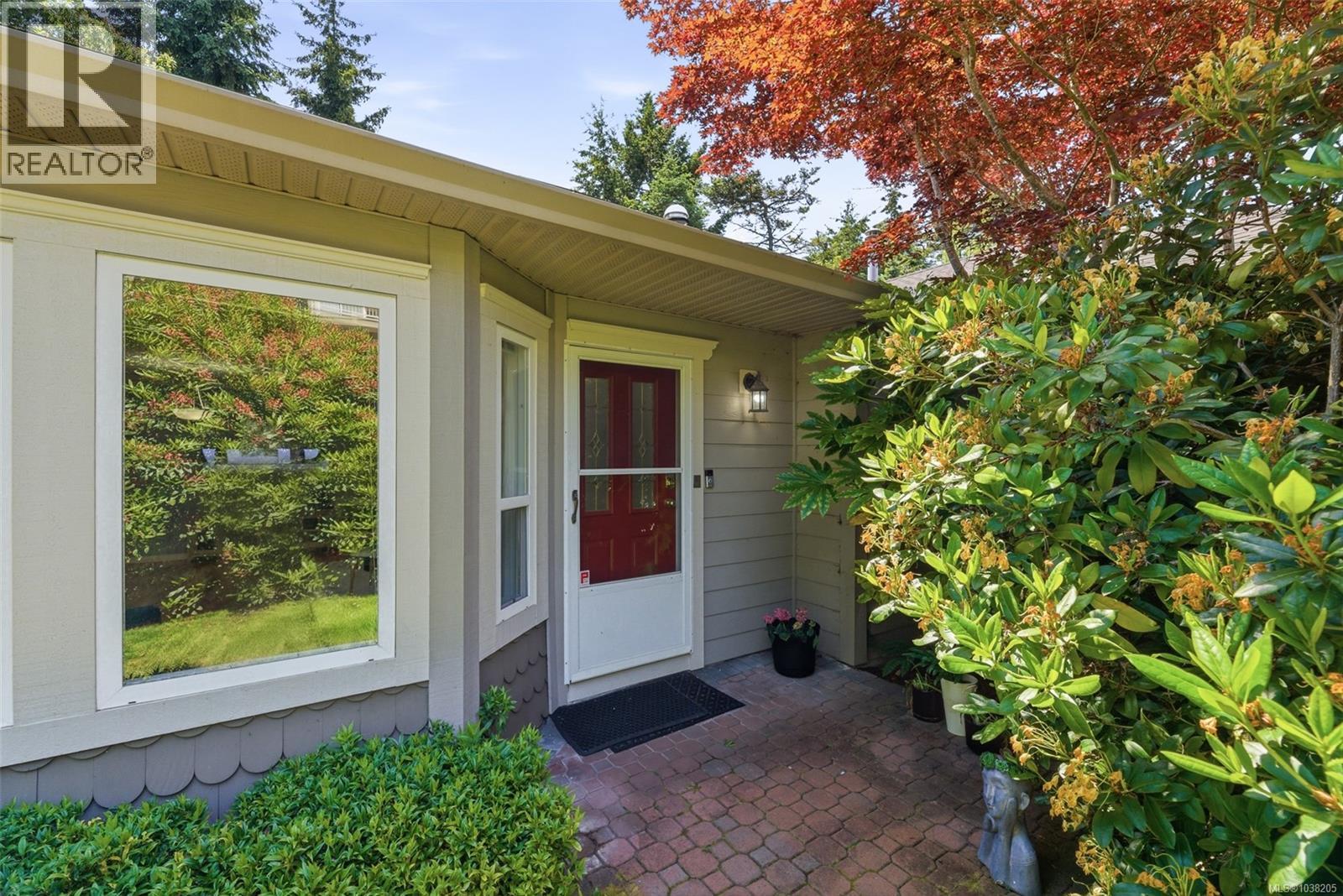 3 118 Aldersmith Place, View Royal