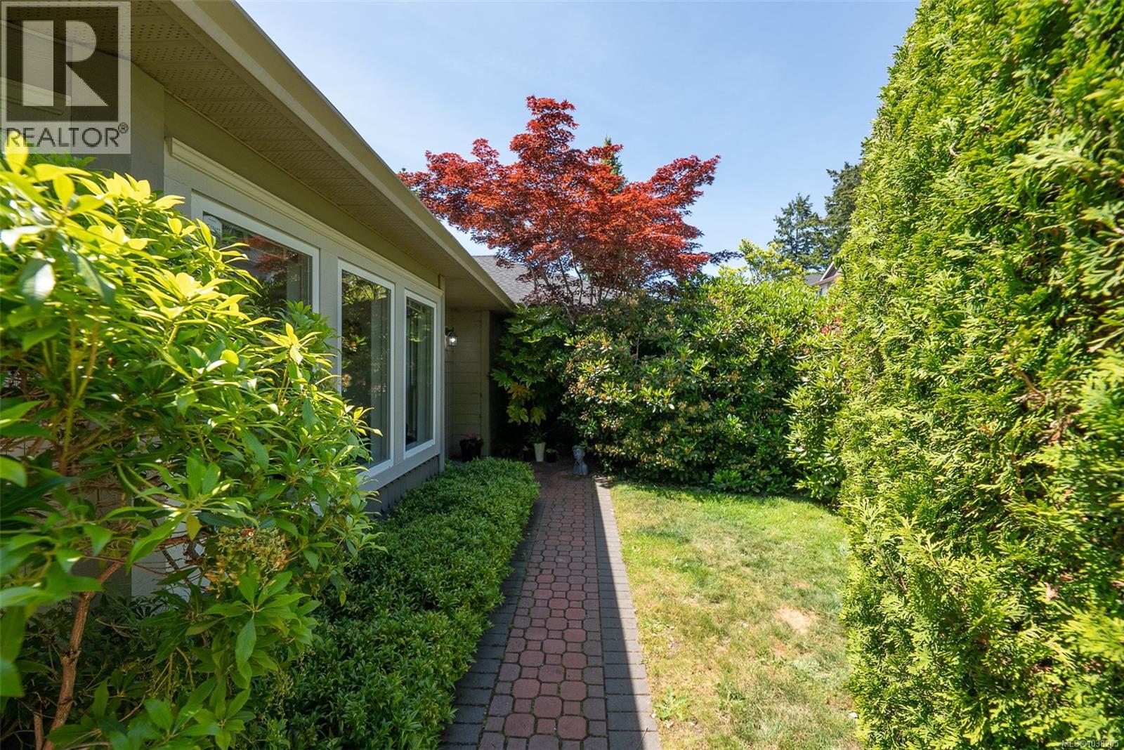 3 118 Aldersmith Place, View Royal