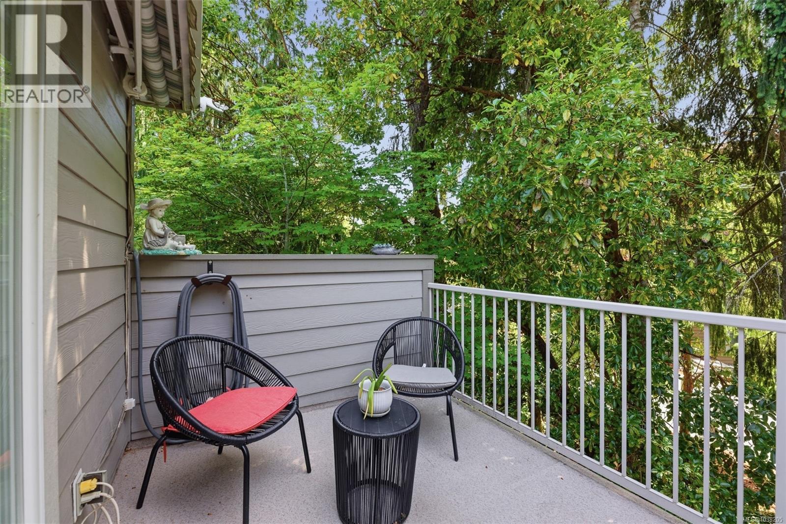 3 118 Aldersmith Place, View Royal