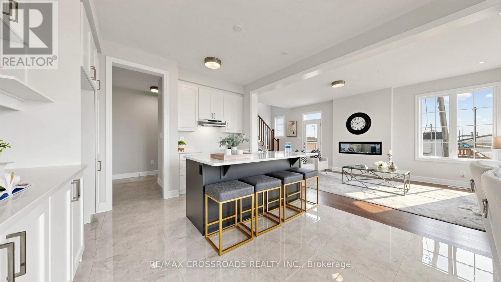 347 BERCZY GREEN DRIVE - 11