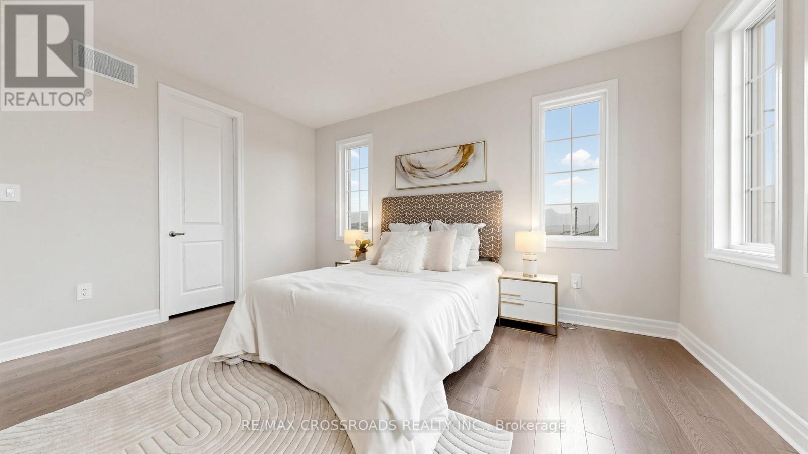 347 BERCZY GREEN DRIVE - 19