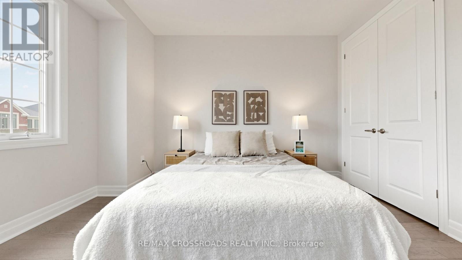 347 BERCZY GREEN DRIVE - 28