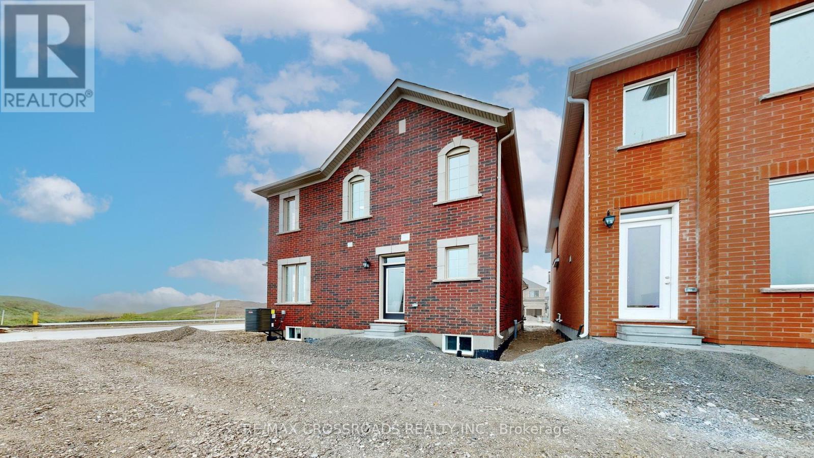 347 BERCZY GREEN DRIVE - 36