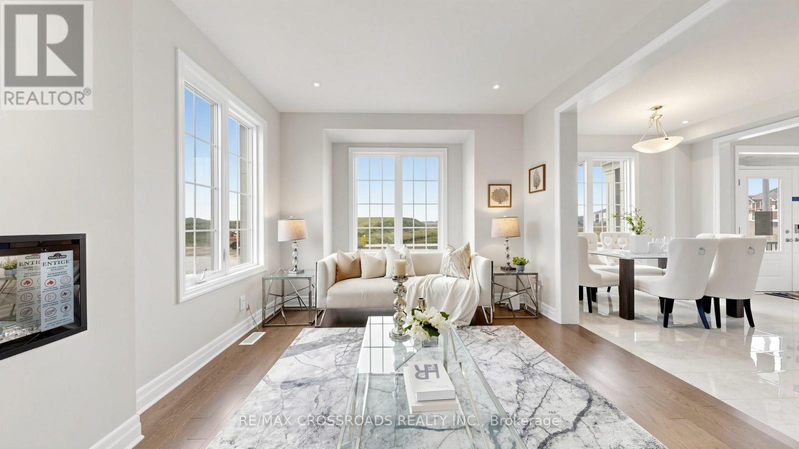 347 BERCZY GREEN DRIVE - 6