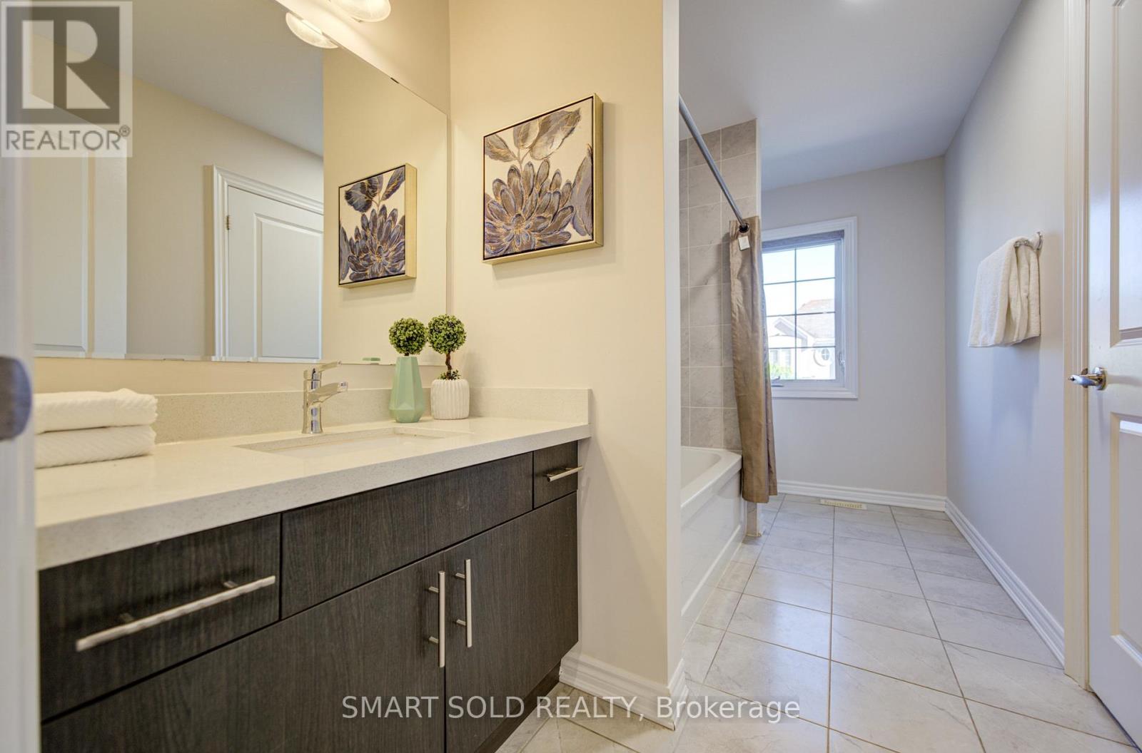 38 CROCKART LANE - 24