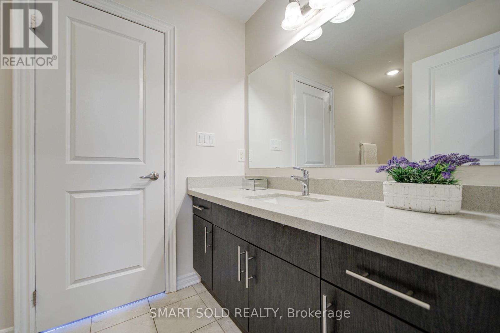 38 CROCKART LANE - 28