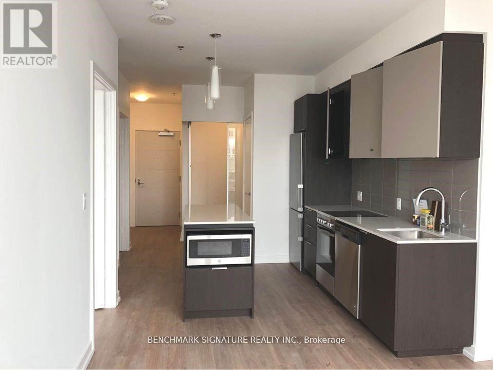 #605 203 COLLEGE STREET - 8