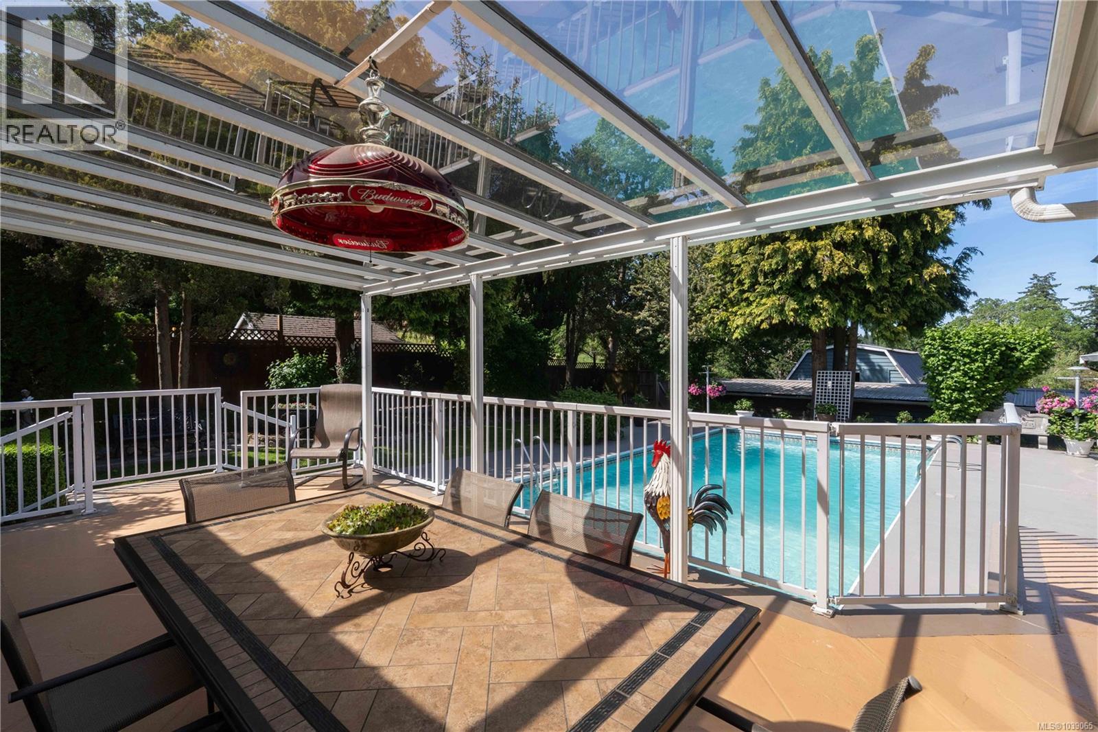  1568 Burnside Road West, Saanich