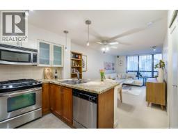 1102 1 Renaissance Square, New Westminster, BC V3M0B6 Photo 12