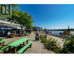 1102 1 Renaissance Square, New Westminster, BC V3M0B6 Photo 37