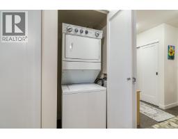 1102 1 Renaissance Square, New Westminster, BC V3M0B6 Photo 29