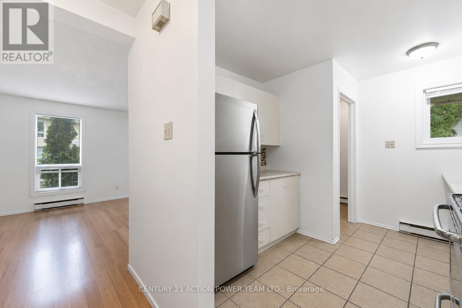 #41 1006 TANGUAY COURT - 16