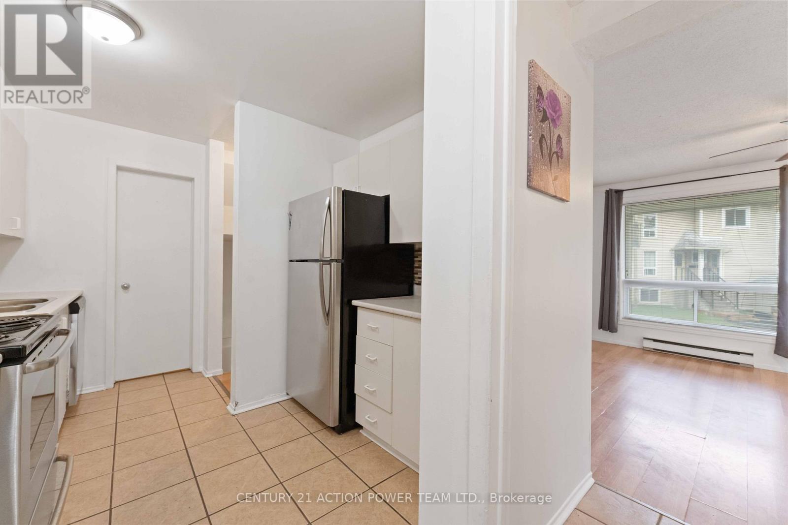 #41 1006 TANGUAY COURT - 18