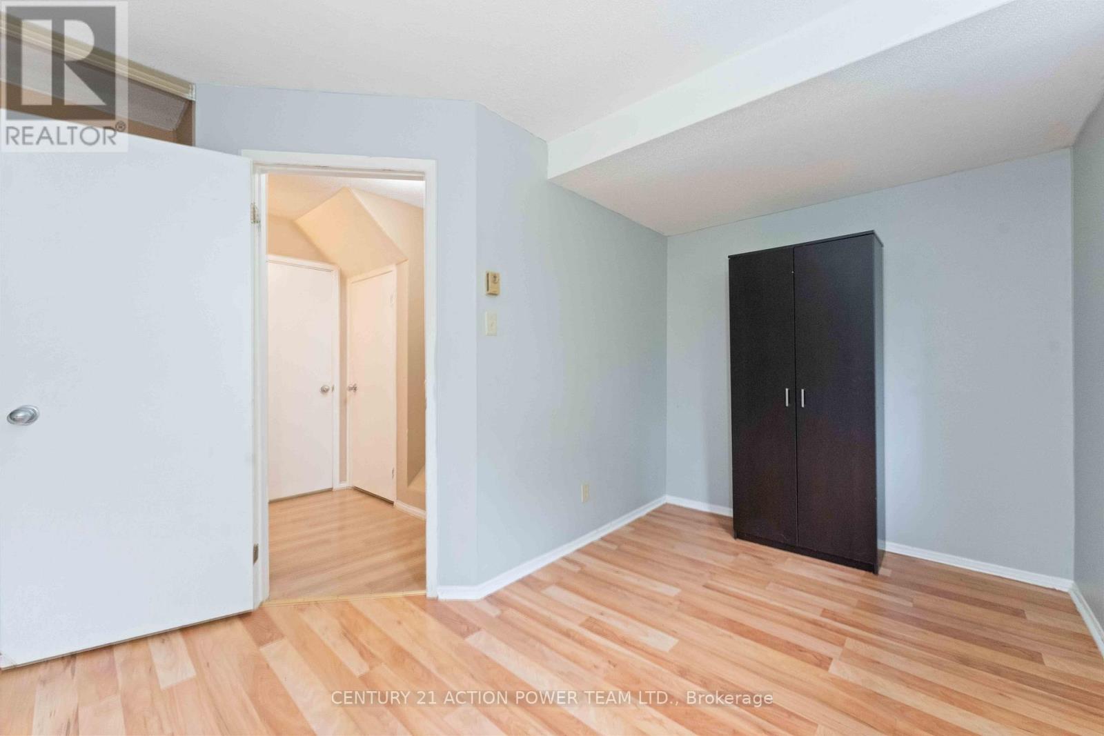 #41 1006 TANGUAY COURT - 24