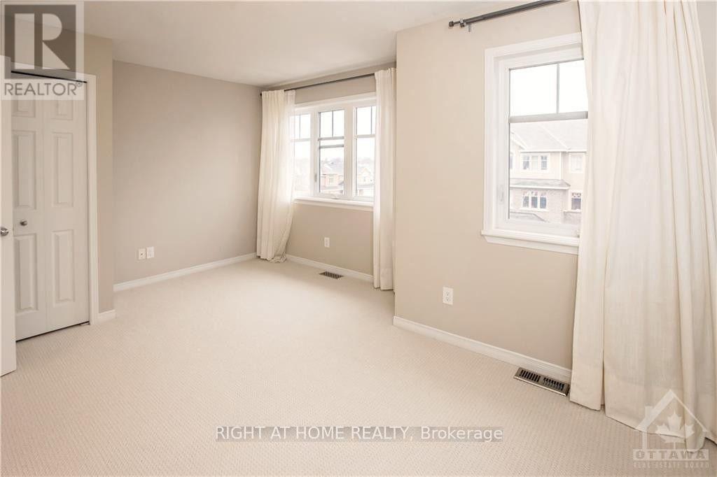 2 Bed, 2 Bath House for Rent in Ottawa – 106 WINDSWEPT PRIVATE, Ottawa – MLS# X13238230 - Image 11