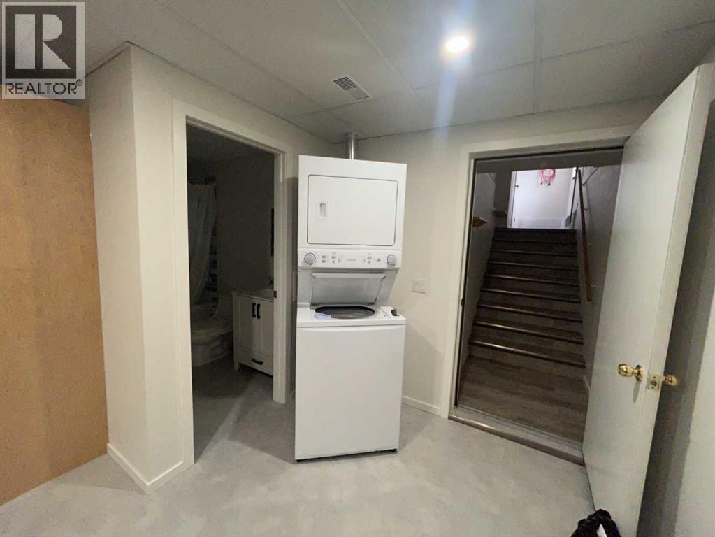 6210 53 Avenue — photo 32