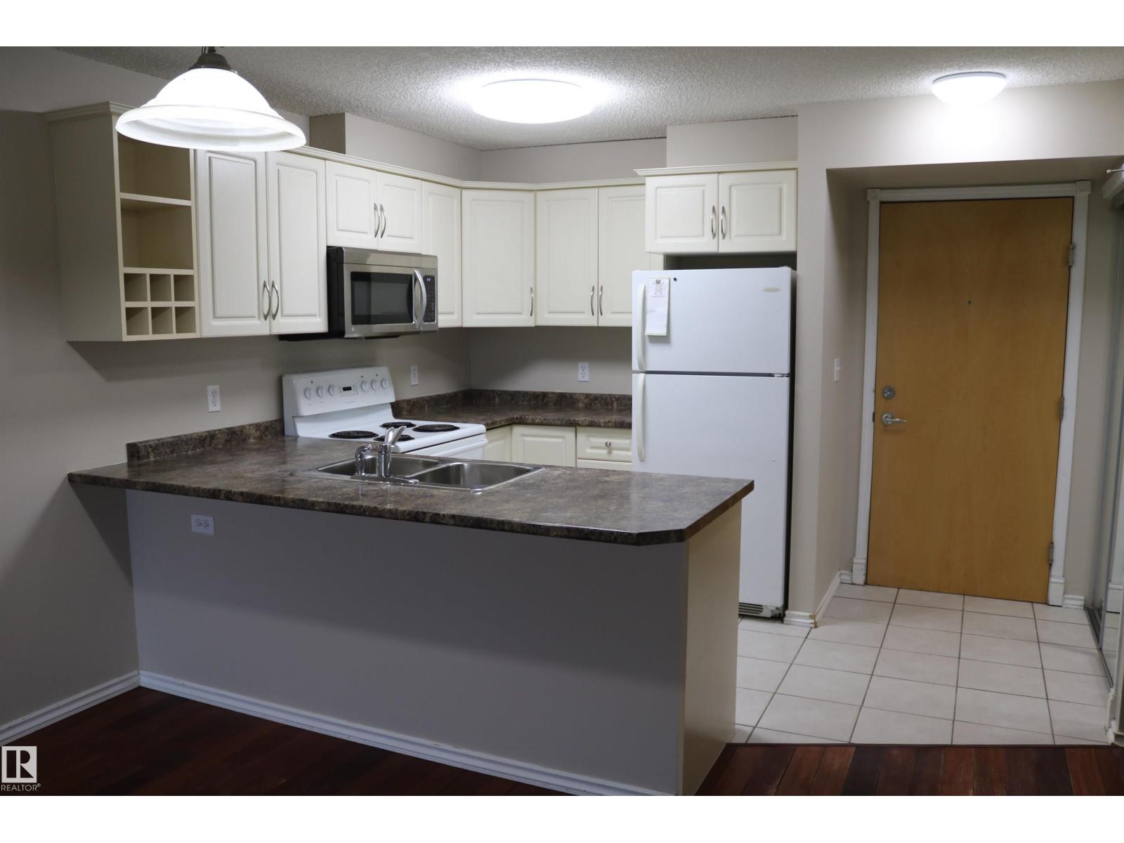 #422 17404 64 AV NW