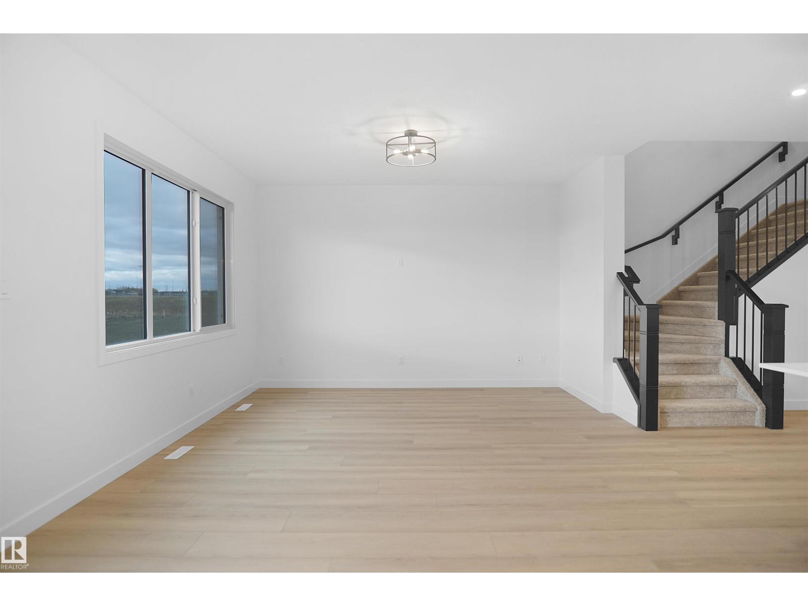 2258 194A ST NW - 4