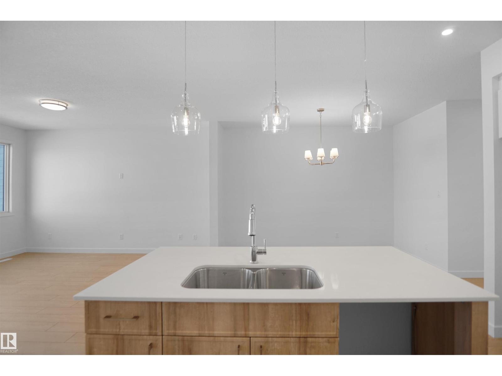 17506 5A ST NE - 12