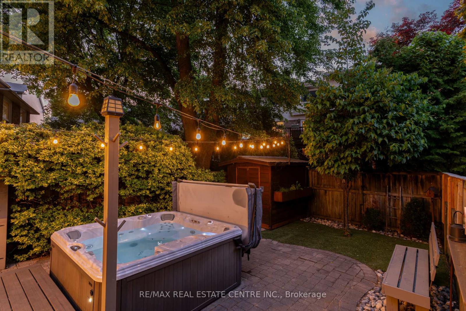 888 SWEETWATER CRESCENT - 44