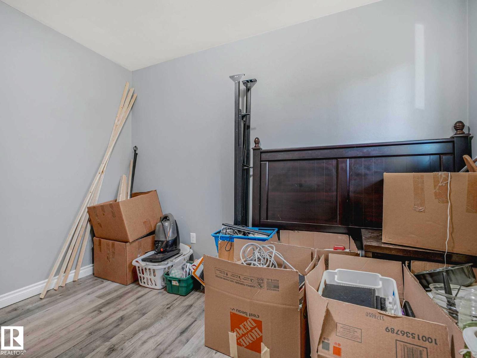12139 81 ST NW - 25