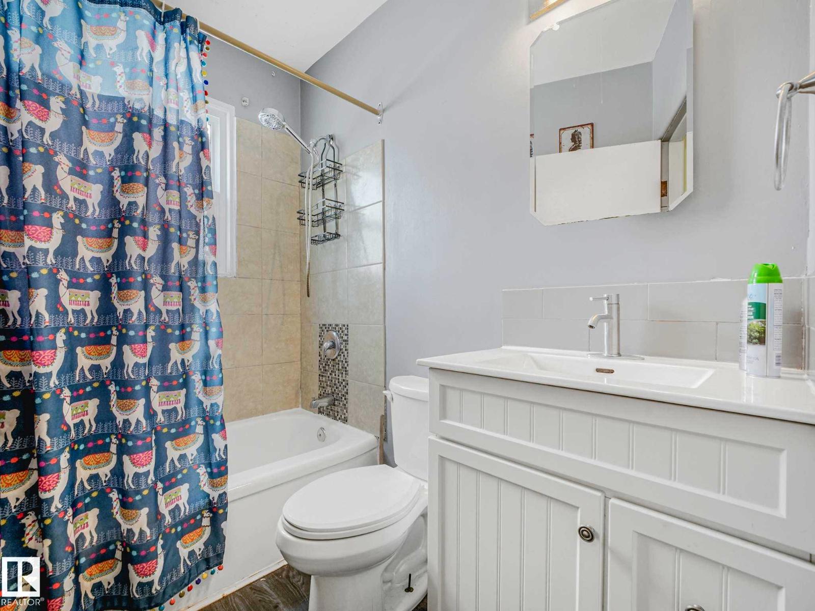 12139 81 ST NW - 23