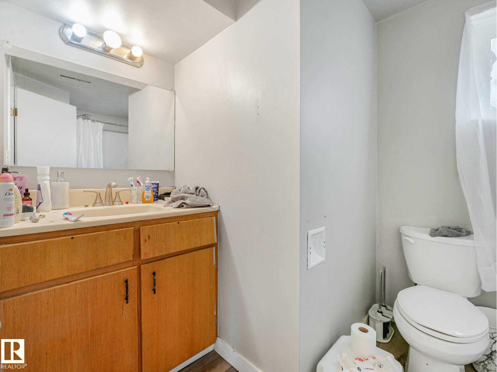 12139 81 ST NW - 38
