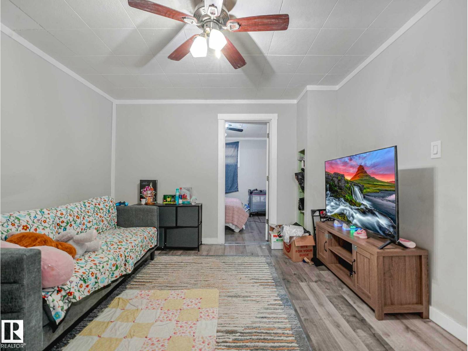 12139 81 ST NW - 43