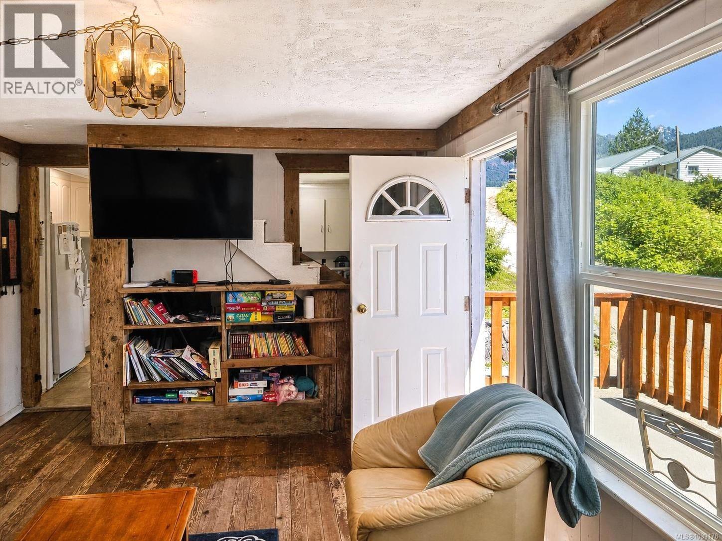 620 Cardiac Climb Rd, Tahsis