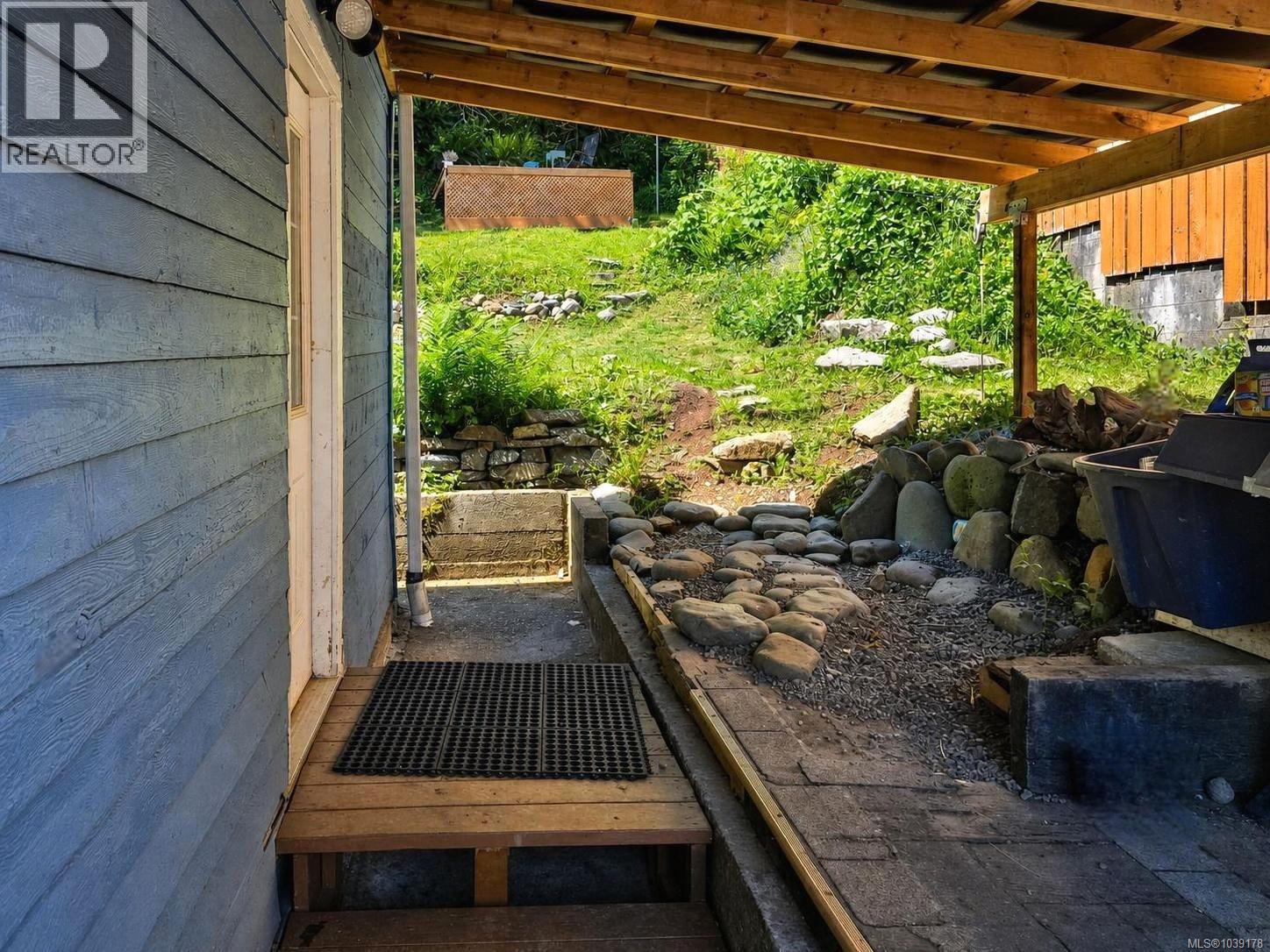 620 Cardiac Climb Rd, Tahsis