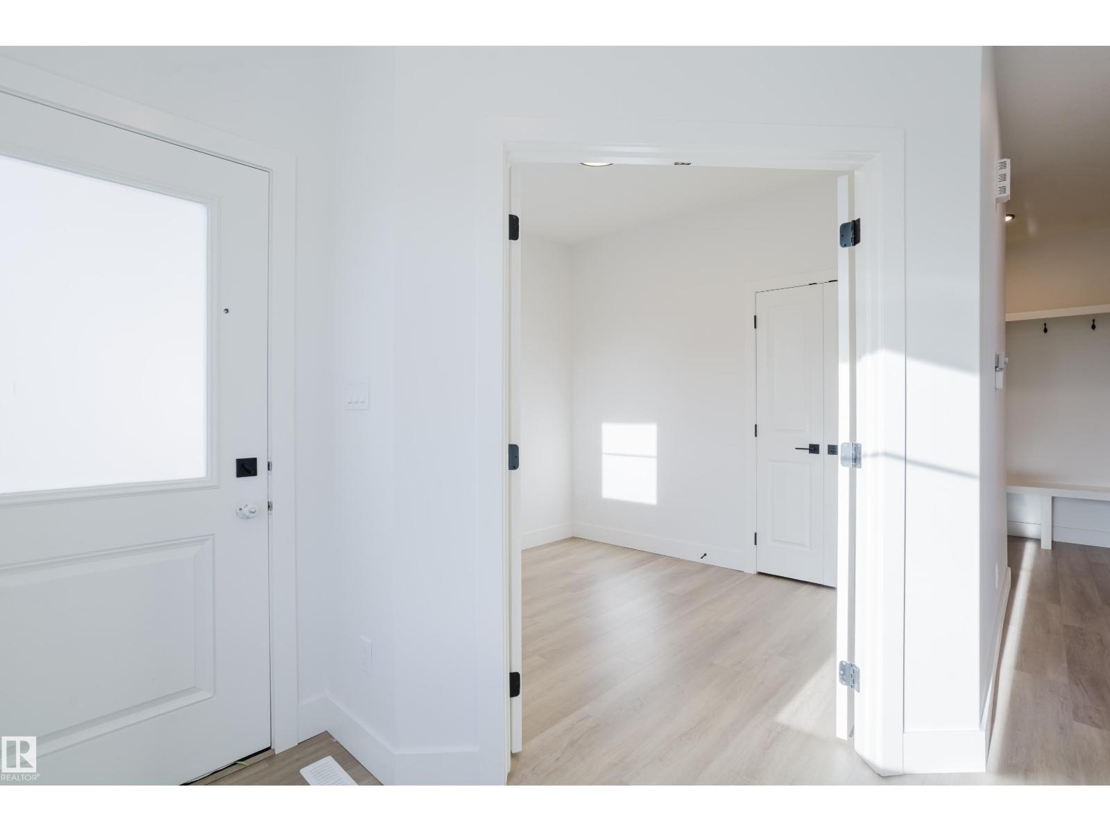 52 MEADOWGROVE LD - Image 3