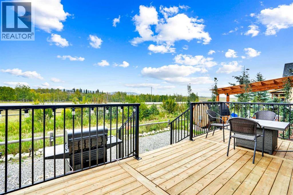Full-width Back Deck
