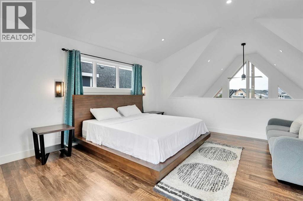 Upstairs - Primary Bedroom