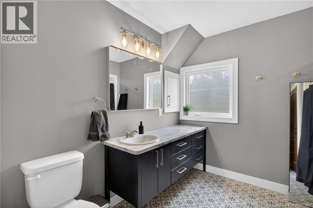 68 Collicutt Road - 33