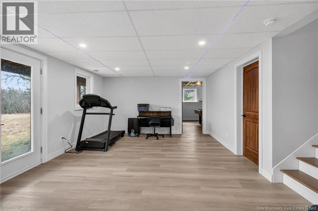 68 Collicutt Road - 40