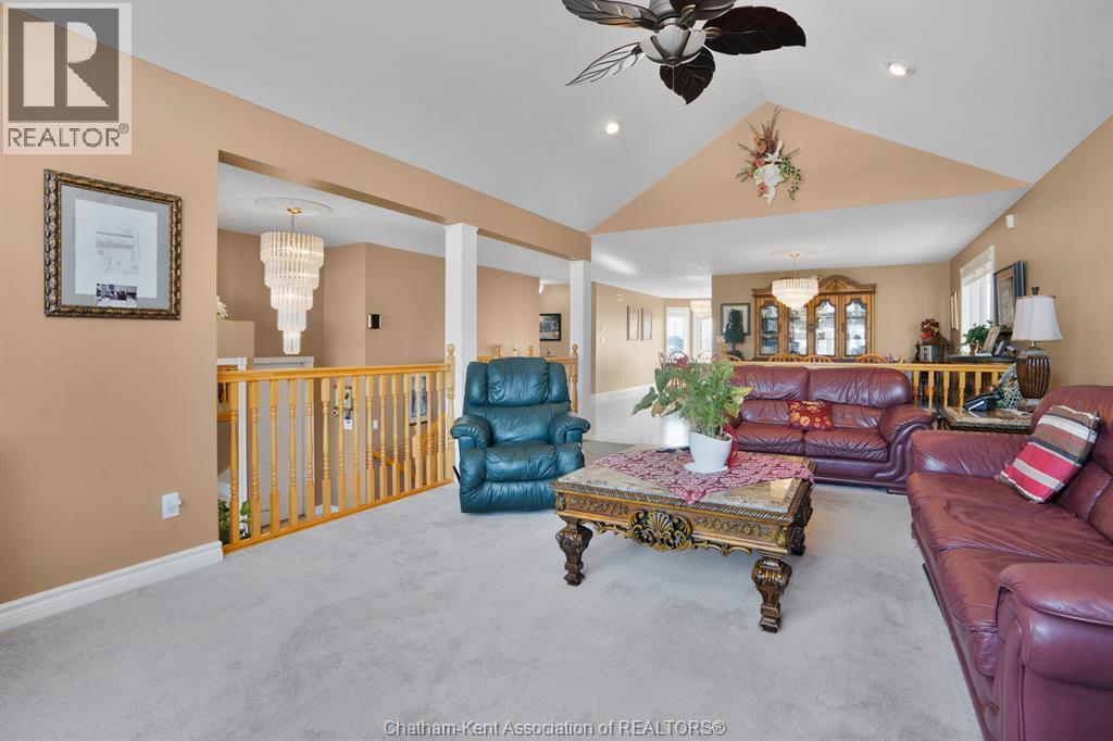 60 PARKVIEW COURT - 9