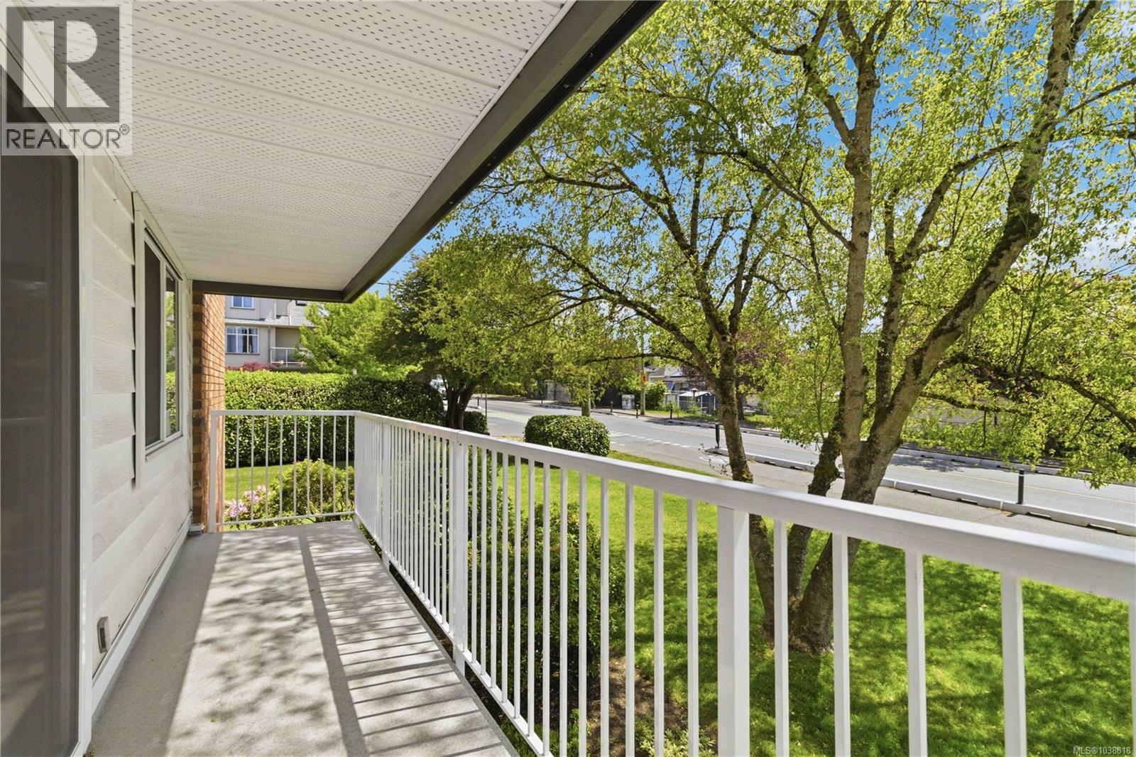 #217 900 Tolmie Ave - 21